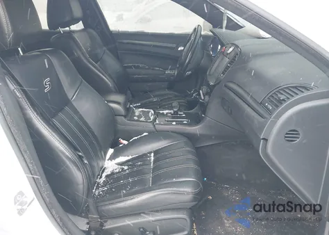 2014 Chrysler 300 300S z USA, uszkodzony, nr VIN 2C3CCABG8EH331002